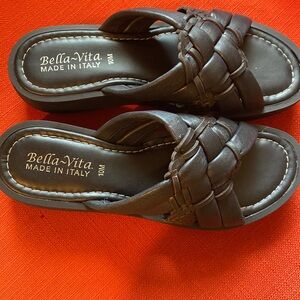 Bella Vita Dark Brown Woven Slide Sandals